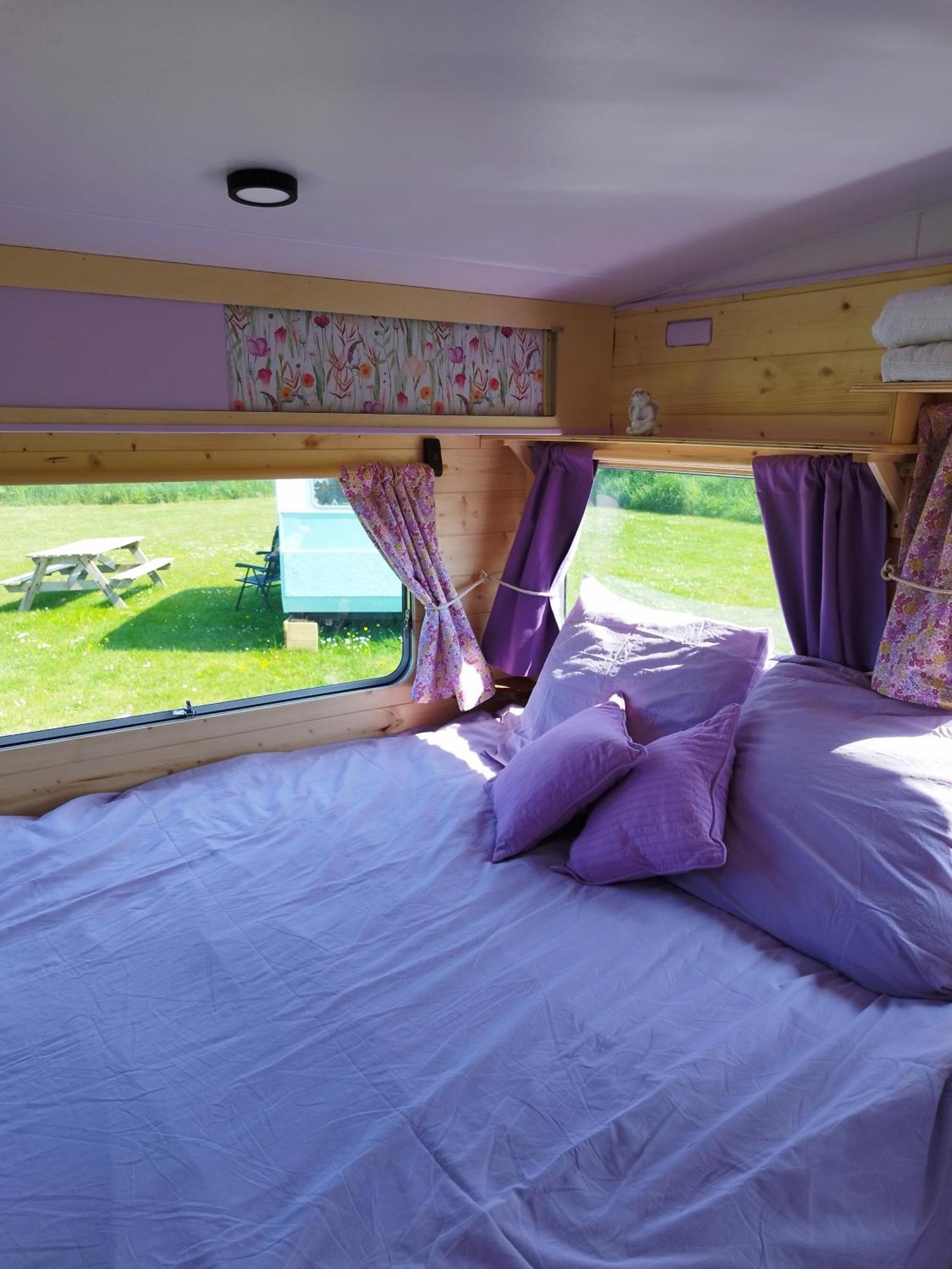 Camping Les Ronds Duval Face Aux Iles Anglo-Normandes Les Moitiers-d'Allonne Ngoại thất bức ảnh